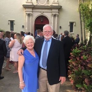 Meet your Posher, Sandy tisot